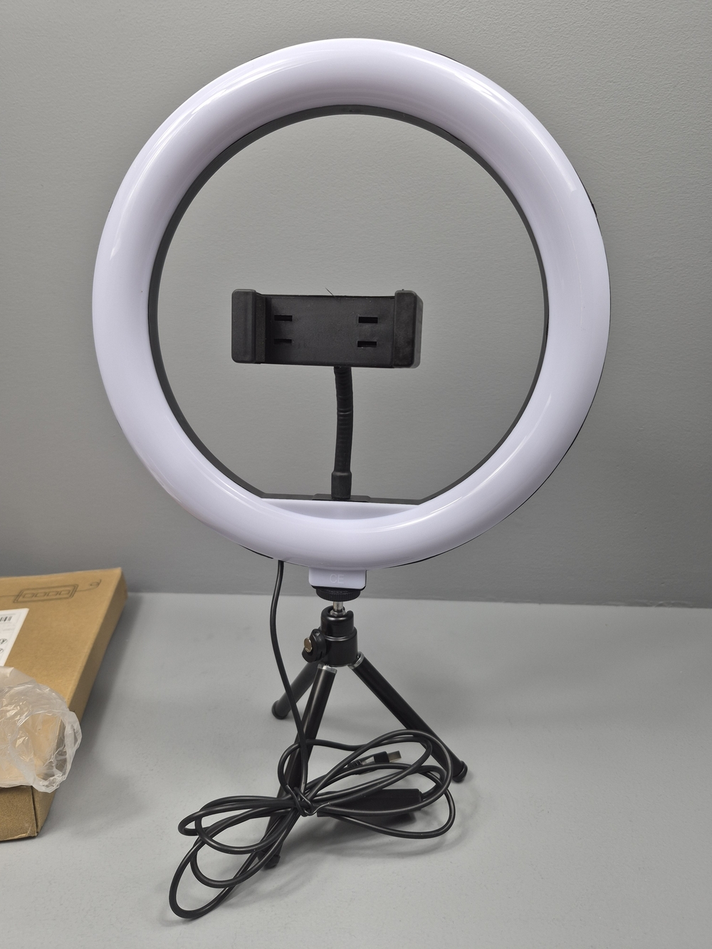 10.24in LED Ring Light Kit Adjustable Brightness Tripod Stand Phone Holder